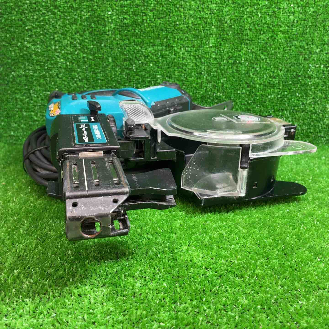 ☆マキタ(makita) オートパックスクリュードライバー 6841R【藤沢店】
