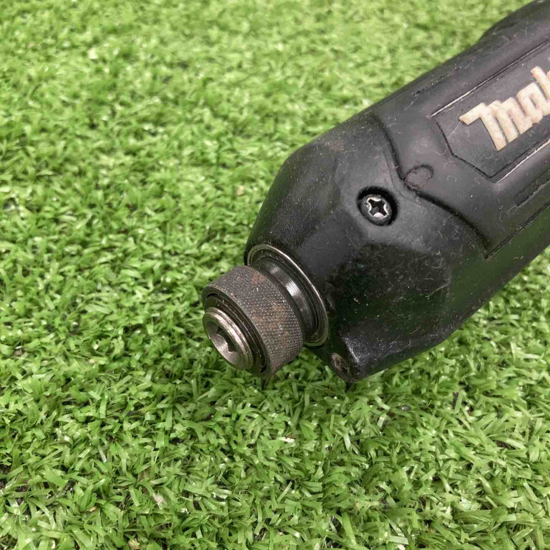 ★マキタ(makita) コードレスペンインパクトドライバー TD022DSHXB【川崎店】