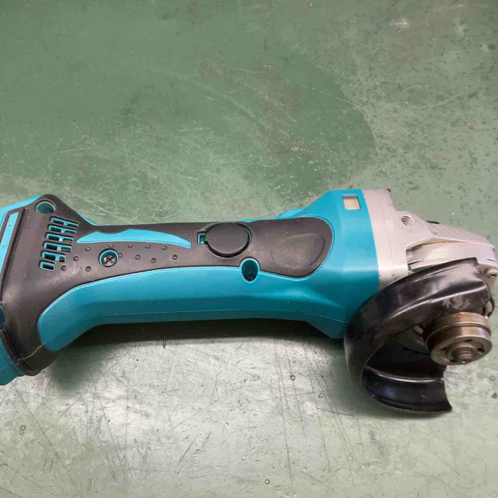 ☆マキタ(makita) 100mmコードレスディスクグラインダー GA400DZ【鴻巣店】