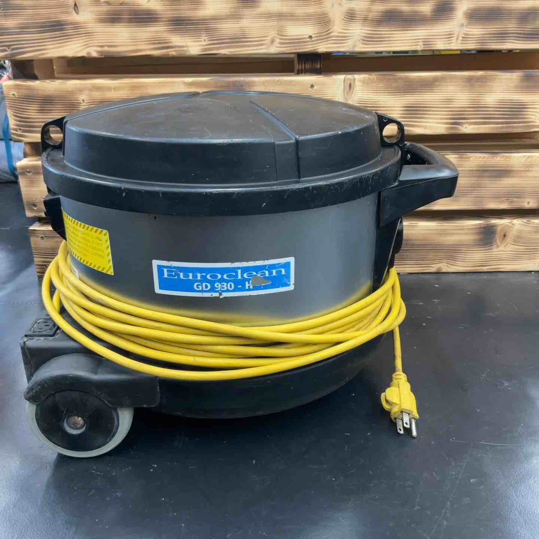 【中古品】 NILFISK ニルフィスク 業務用掃除機 GD930-Ｈ 【藤沢店】