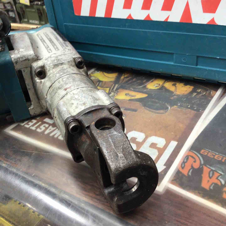 ★マキタ(makita) 電動ハンマ HM0830【草加店】