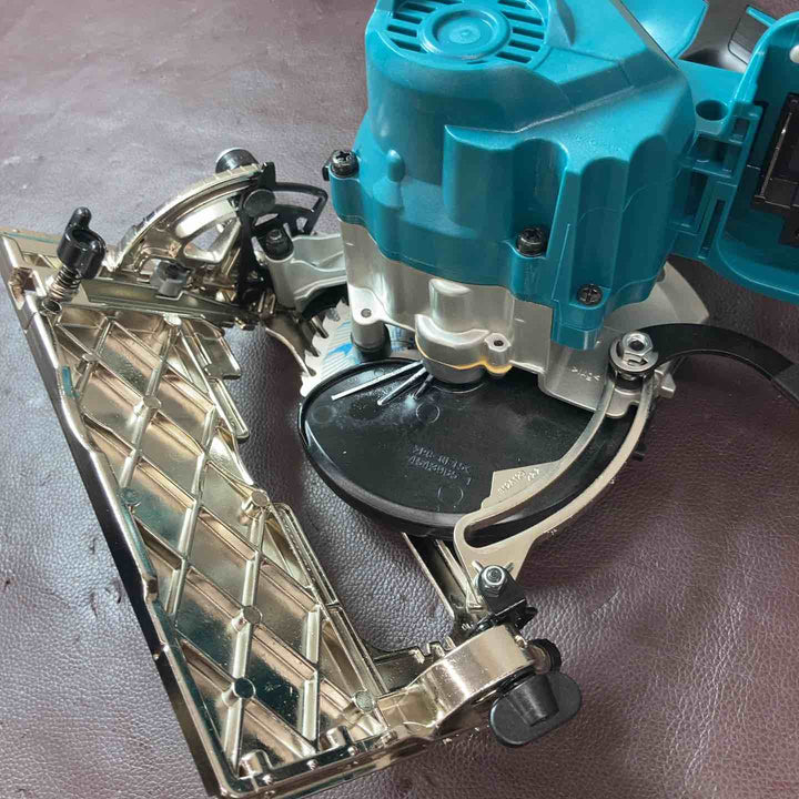 【中古美品】 マキタ(makita) 125mm コードレス丸のこ HS474DZ 18V 【東大和店】