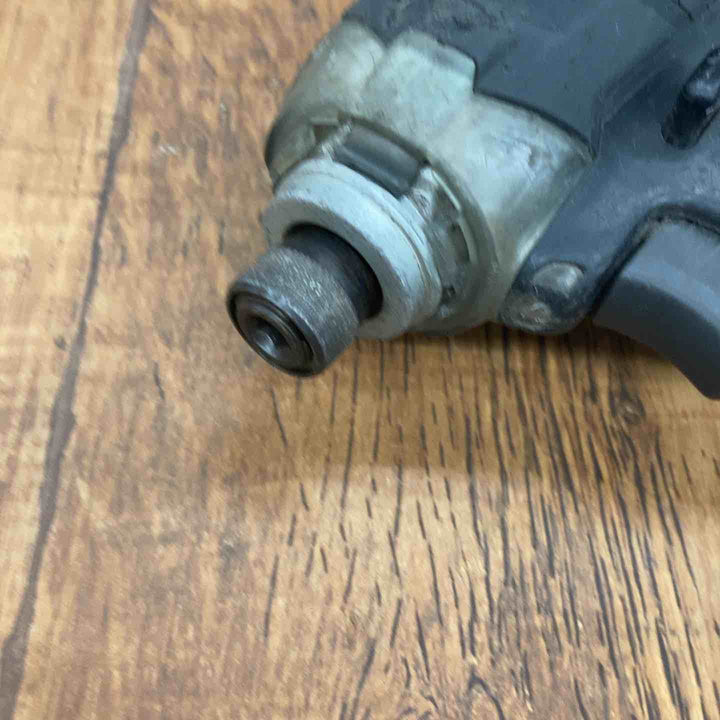 【中古品】マキタ(makita) コードレスインパクトドライバー TD137DRFXB【所沢店】