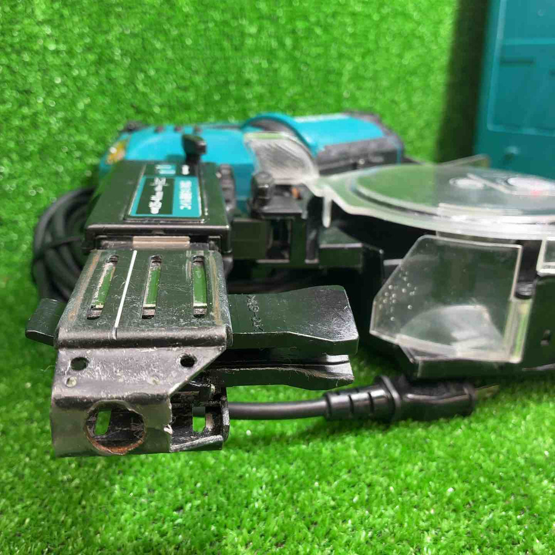 ☆マキタ(makita) オートパックスクリュードライバー 6841R【藤沢店】