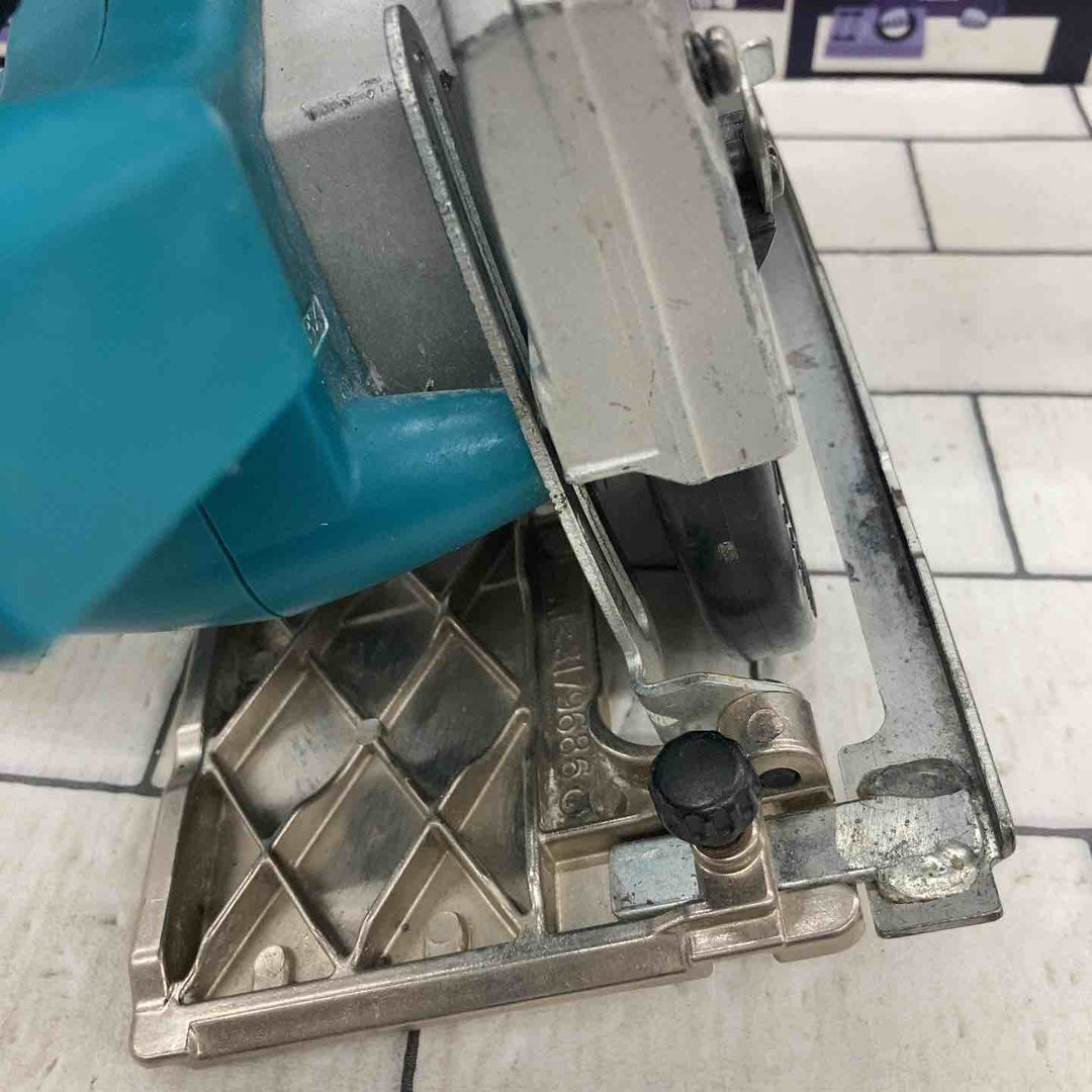 ★マキタ(makita) コードレス丸のこ SS540DZ 14.4V3.0Ahバッテリーのみ使用可【所沢店】