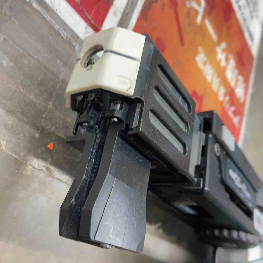 ★マキタ(makita) コードレスオートパックスクリュードライバー FR451DZ　本体のみ、18V対応【戸田店】