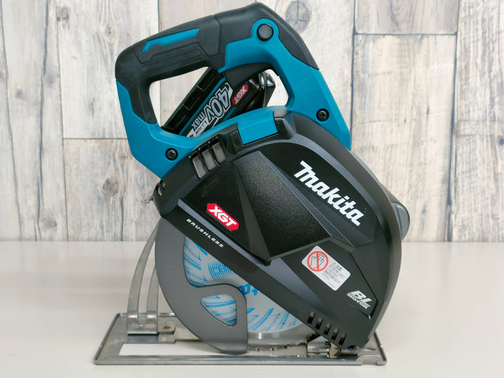 ★マキタ(makita) コードレスチップソーカッター CS001GRMX【岩槻店】