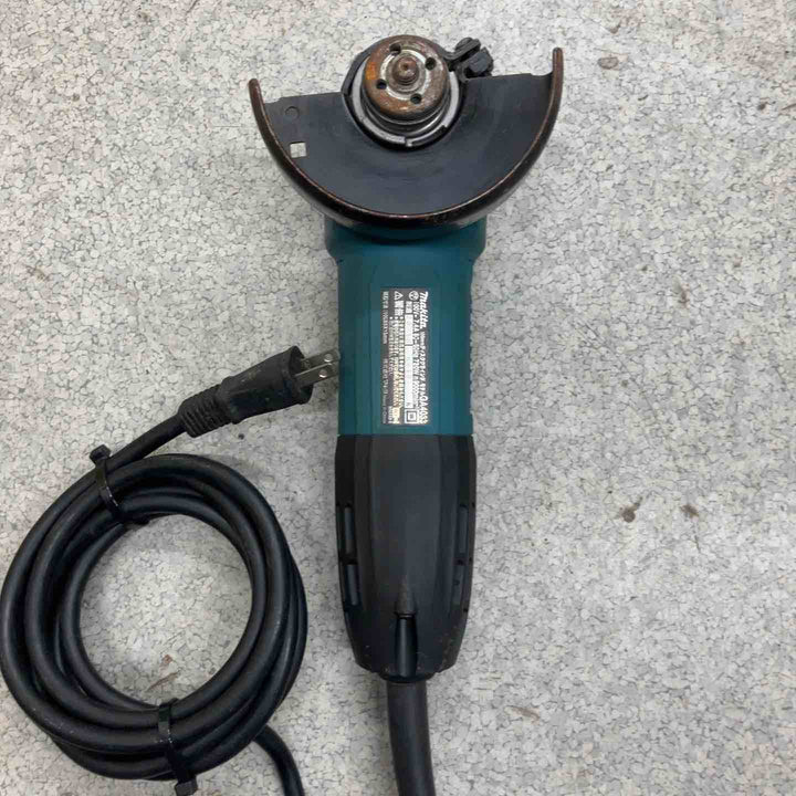 ☆マキタ(makita) 100mmディスクグラインダ GA4033【八潮店】