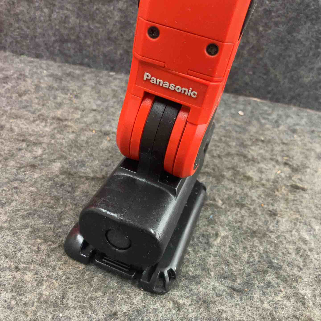 ◇パナソニック(Panasonic) 充電LEDマルチライトEZ3720 マグネットベース付 レッド EZ3720T-R【鴻巣店】
