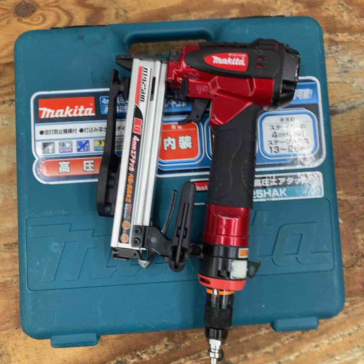 ◇マキタ(makita) 高圧エアタッカ AT425HAK【柏店】