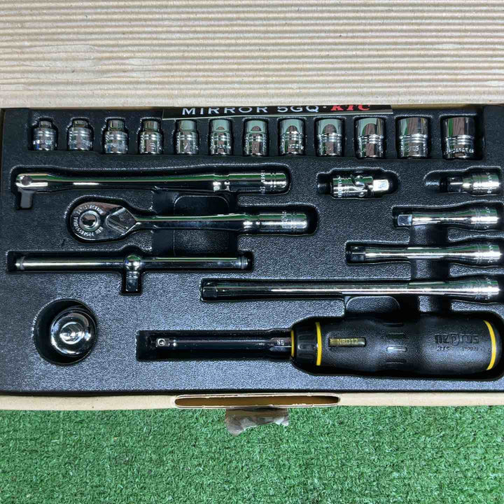 【美品】 KTC(ケーテーシー) ネプロス 6.3mm (1/4ンチ) ソケット レンチセット 22点 (六角ソケット 12個組) NTB222X 【藤沢店】