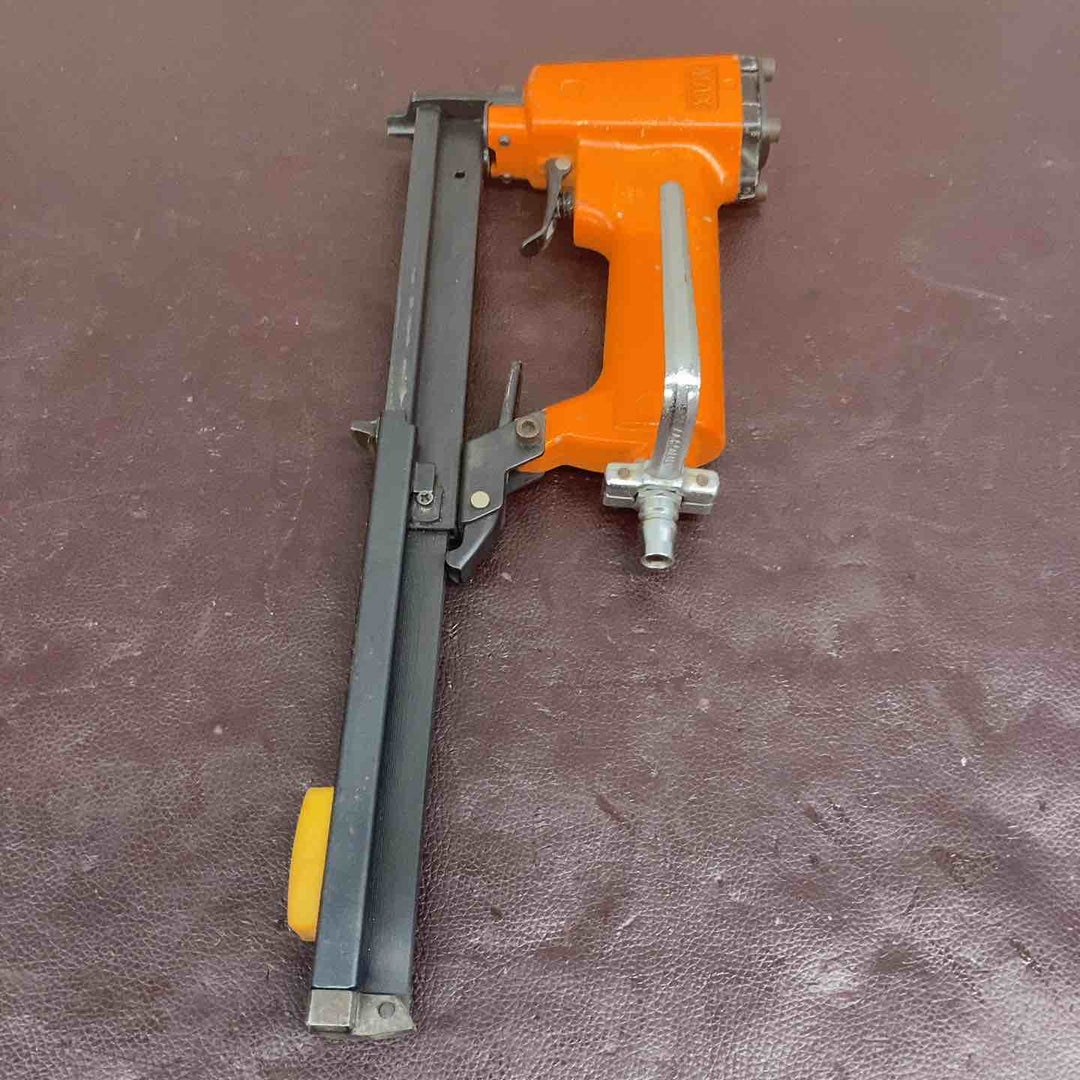 【中古品】 マックス(MAX) 常圧エアタッカ TA-35A/422J 【東大和店】
