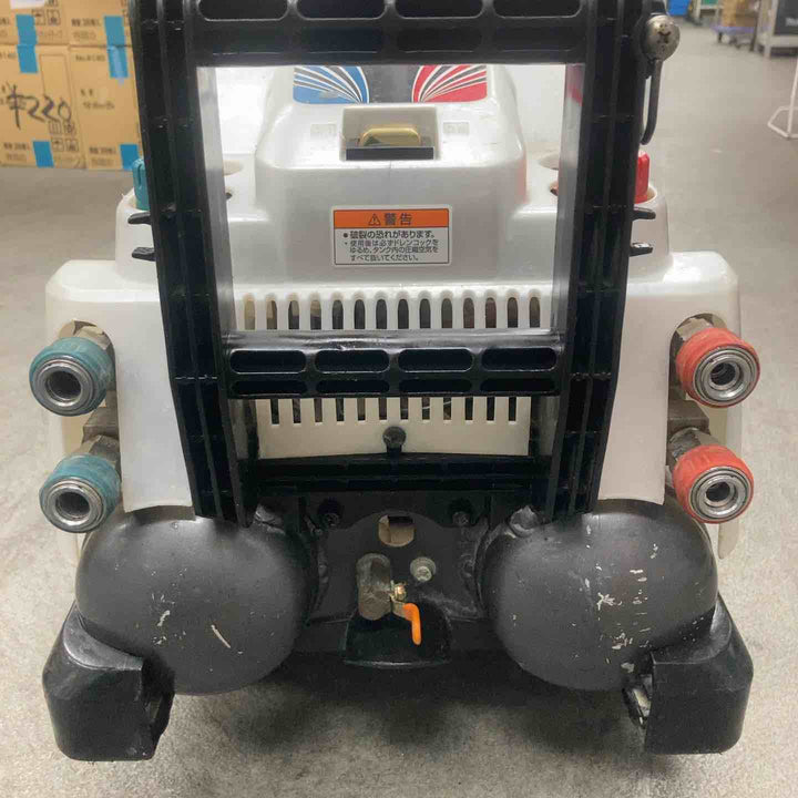 マキタ(makita) エアコンプレッサー【８リッターモデル】モデル： AC400XW 【川崎店】
