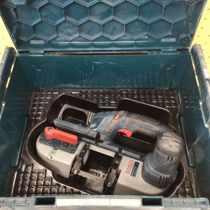 ◇ボッシュ(BOSCH) 18Vバッテリーバンドソー〔GCB18V-LI〕【川崎店】