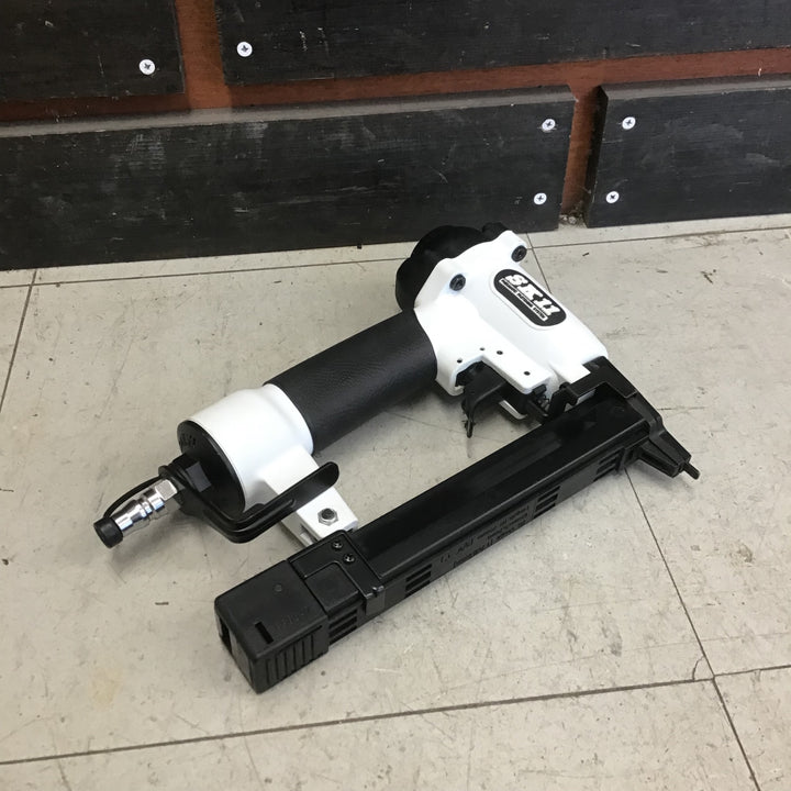 【中古品】 SK11 エアータッカー T425L ステープル 10~25mm SA-T425L-X1 【鴻巣店】
