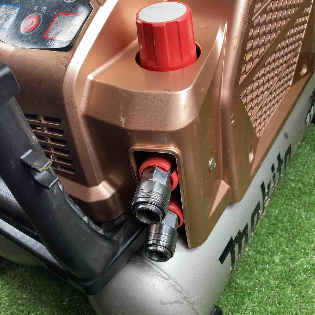 ◇マキタ(makita) 常圧/高圧エアコンプレッサー AC462XLSC【川崎店】