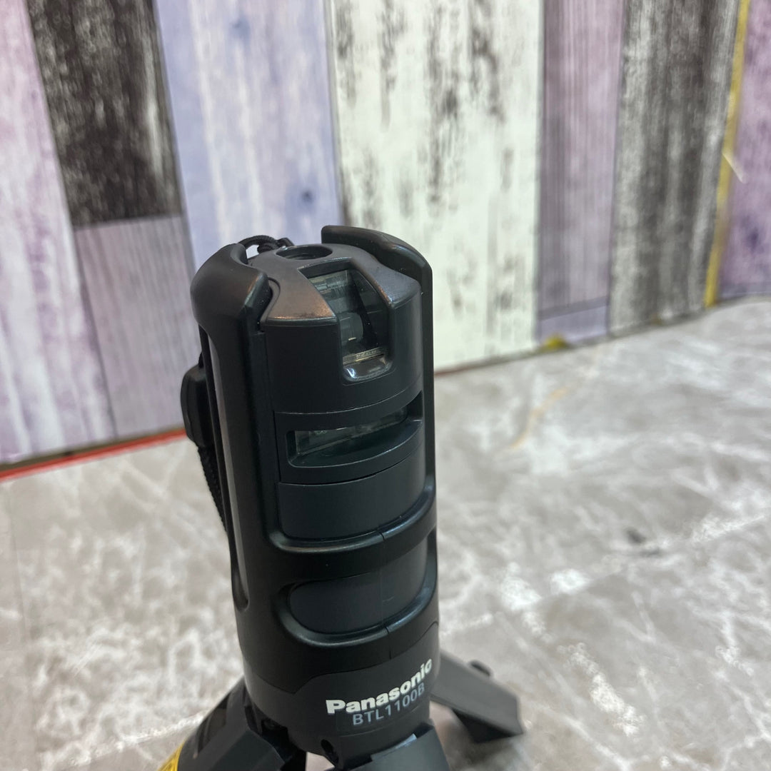 ◇Panasonic パナソニック レーザー墨出し器 墨出し名人 十字・地墨 BTL1100B【八潮店】