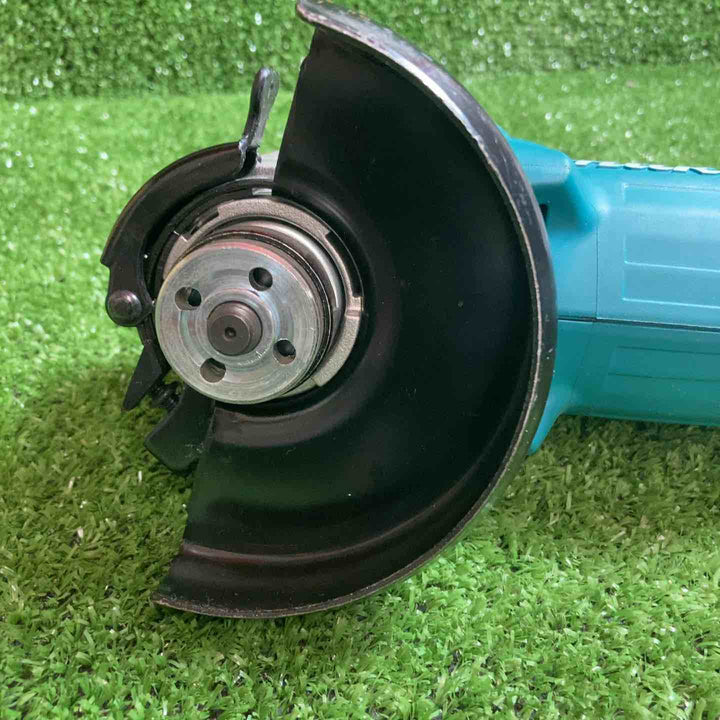 マキタ(makita) 100mmコードレスディスクグラインダー GA404DZ【川崎店】
