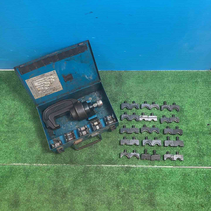 【中古(ジャンク)】泉 IZUMI 油圧ヘッド分離式 圧着圧縮工具 ダイス多数　【岩槻店】