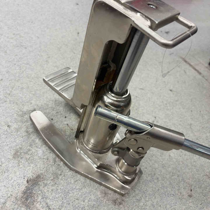 【現状品】◇今野製作所 イーグル クリーンルーム用爪ジャッキ G-25LC 保証なし【八潮店】