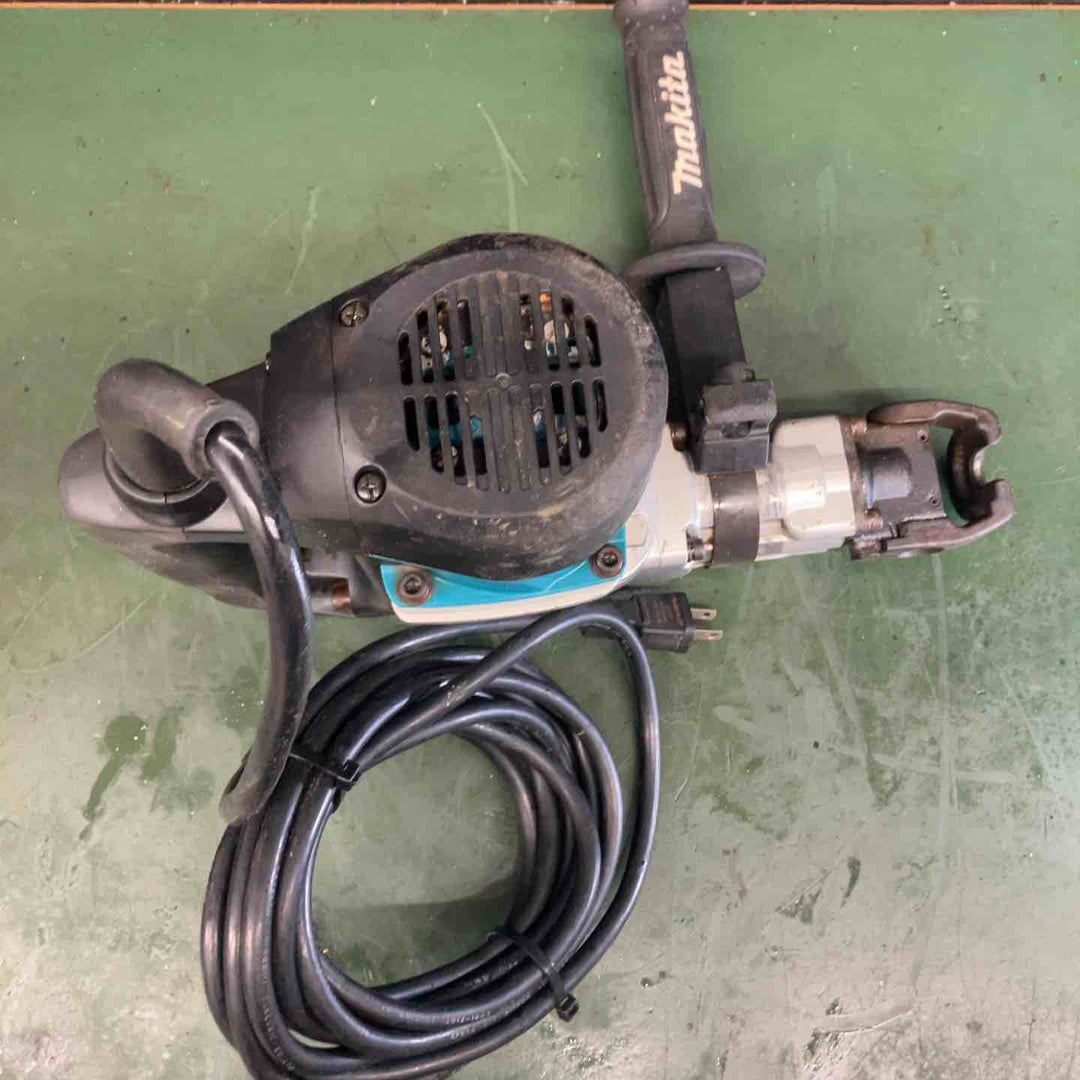 ★マキタ(makita) ハンマドリル HR3530　バッテリー1個、充電器付属【戸田店】