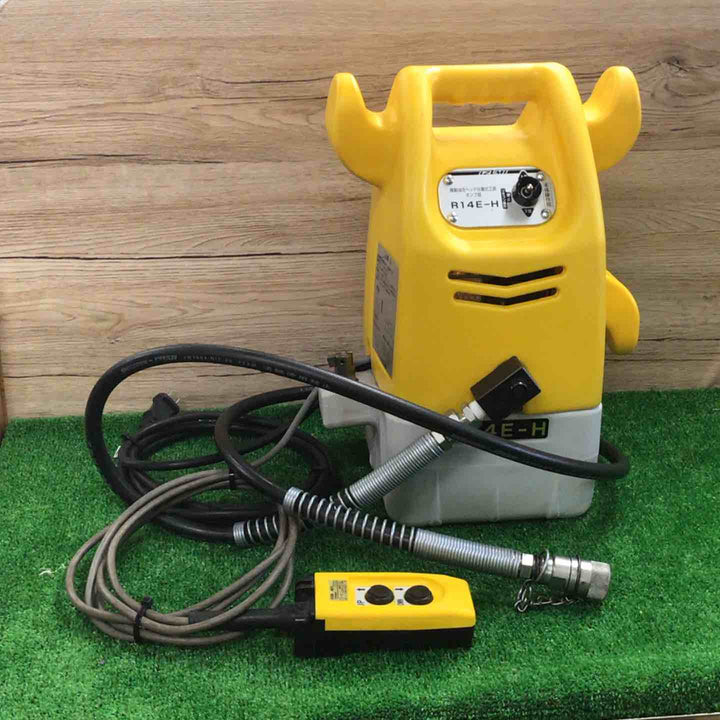 泉精器(IZUMI) 電動式油圧ポンプ R14E-H【町田店】