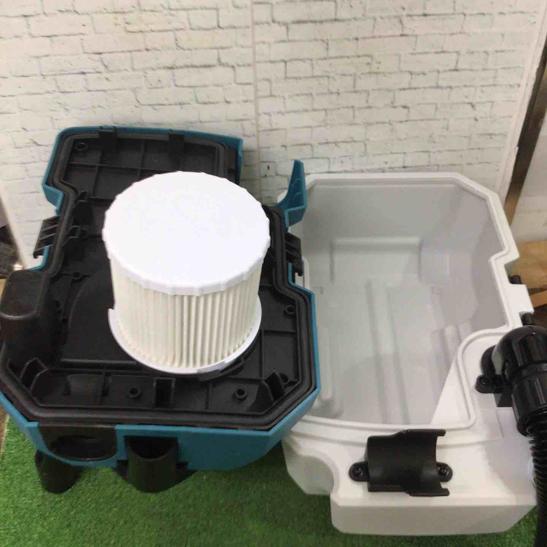 ★マキタ(makita) コードレス集じん機 乾湿両用 VC750DZ【町田店】