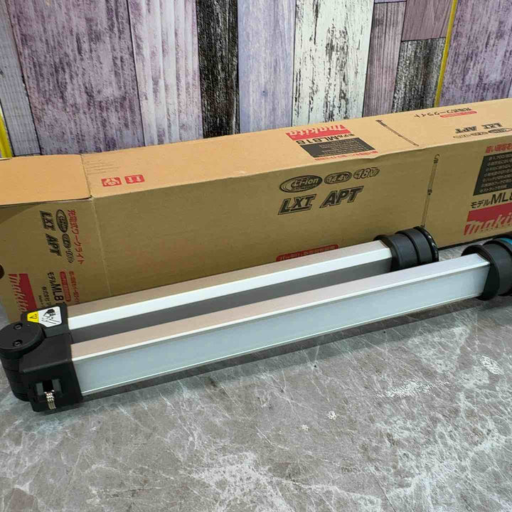 ★マキタ(makita) コードレスLEDライト ML818【八潮店】