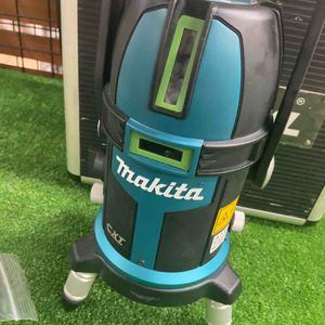 ☆マキタ(makita) コードレスグリーンレーザー墨出し器 SK209GDZN【草加店】