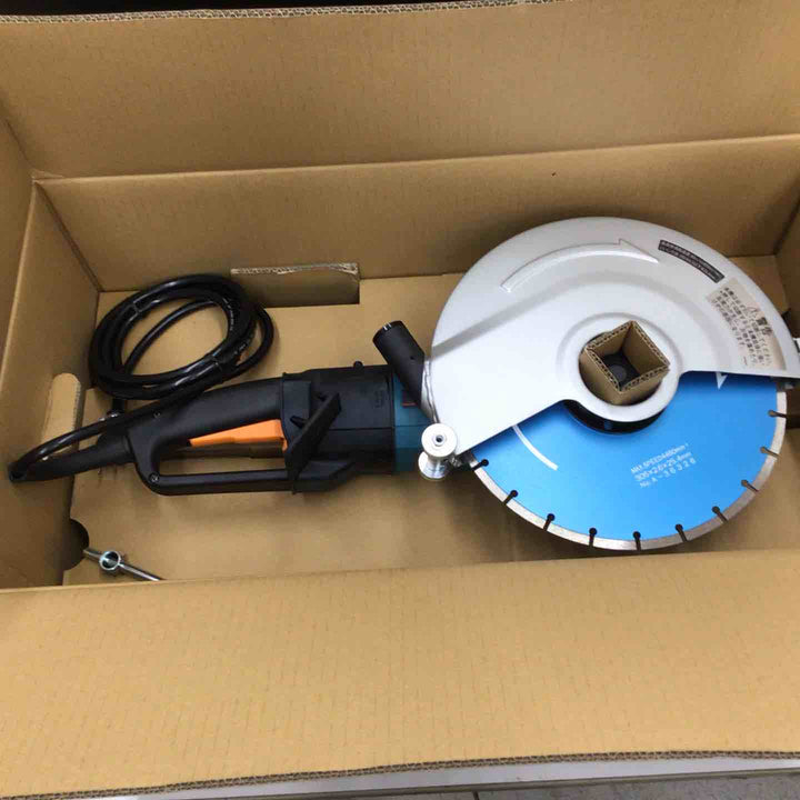 【未使用品 店頭展示品】〇マキタ makita 305mm コンクリートカッター 4112【戸田店】