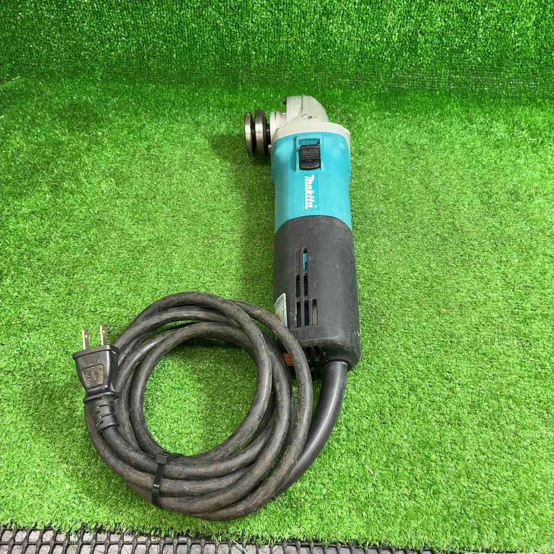 マキタ(makita) 150mm電子ディスクグラインダ 9566CV【藤沢店】