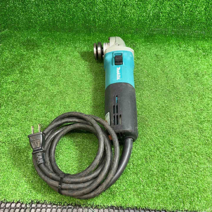 マキタ(makita) 150mm電子ディスクグラインダ 9566CV【藤沢店】