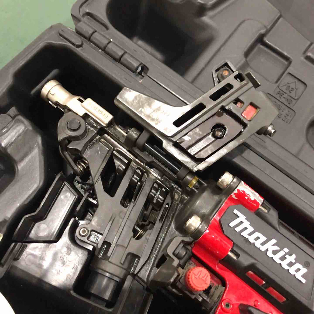 ★マキタ(makita) 高圧エア釘打ち機 AN636H【川口店】