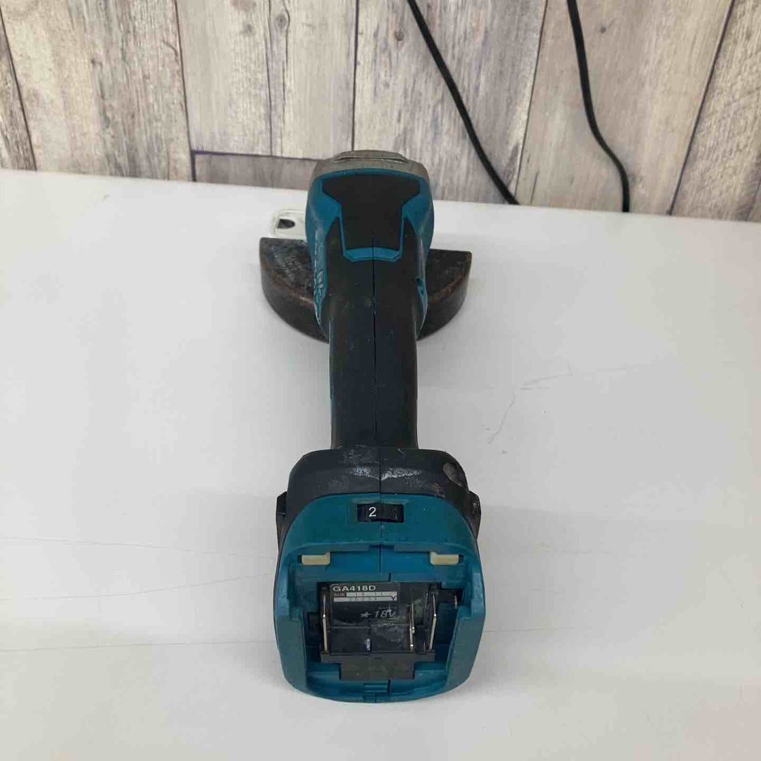 ★マキタ(makita) 100mmコードレスディスクグラインダ GA418DZ　18V対応　本体のみ【戸田店】