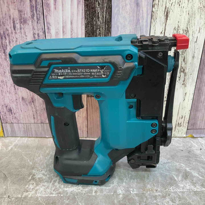 ◇マキタ(makita) コードレスタッカー ST421DZ【八潮店】