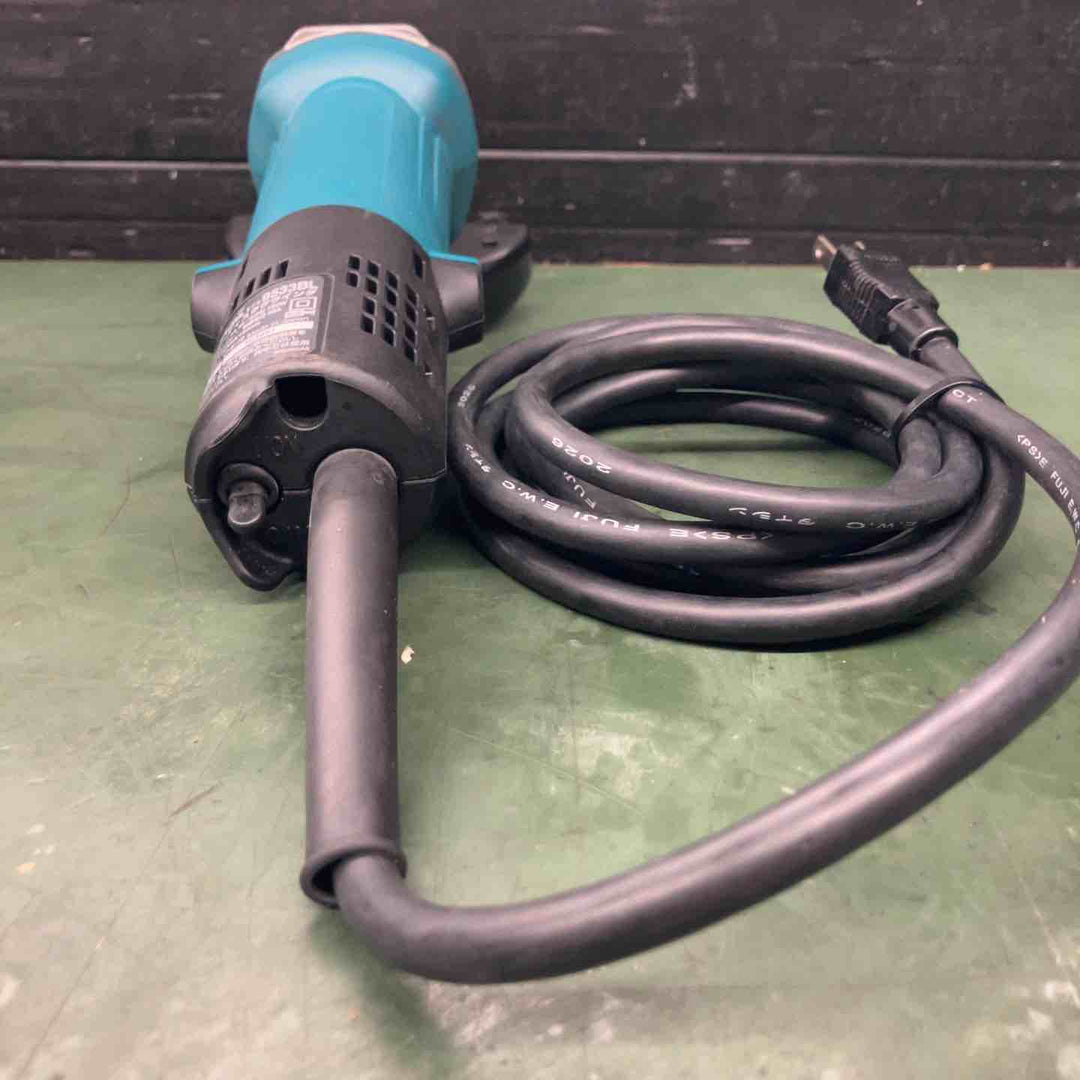 ☆マキタ(makita) 100mmディスクグラインダ 9533BL【戸田店】