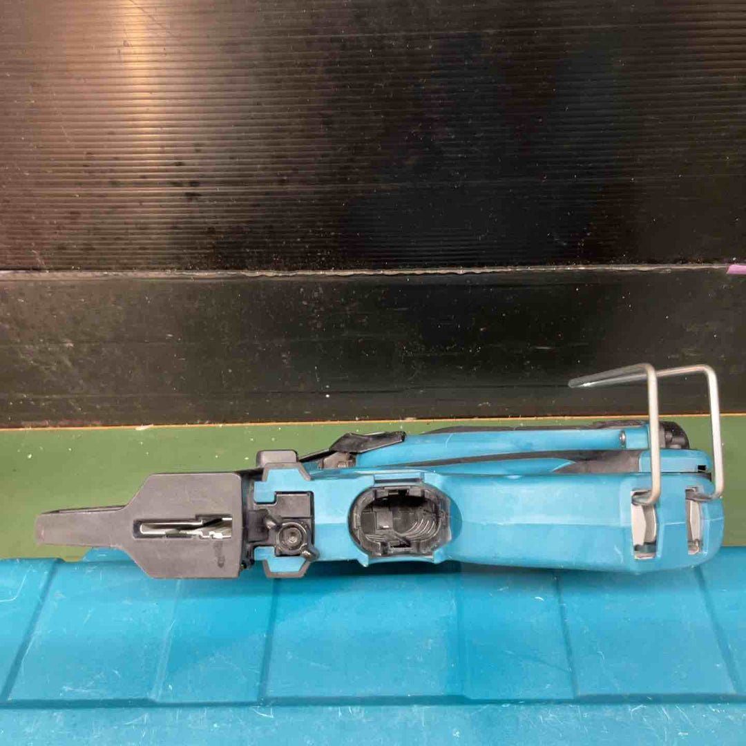 ★マキタ(makita)7.2V コードレスコンクリート用ガスピン打ち機 GN420C 本体+ケース+充電器+バッテリー【戸田店】