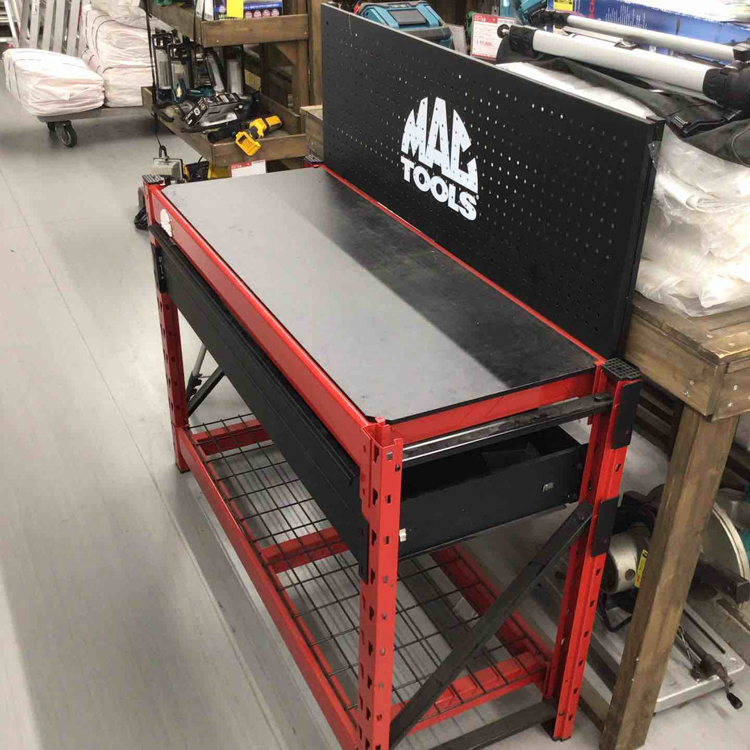 【未使用品 店頭受取り限定】 マックツール MACTOOLS ペグボード付 ワークベンチ 【戸田店】