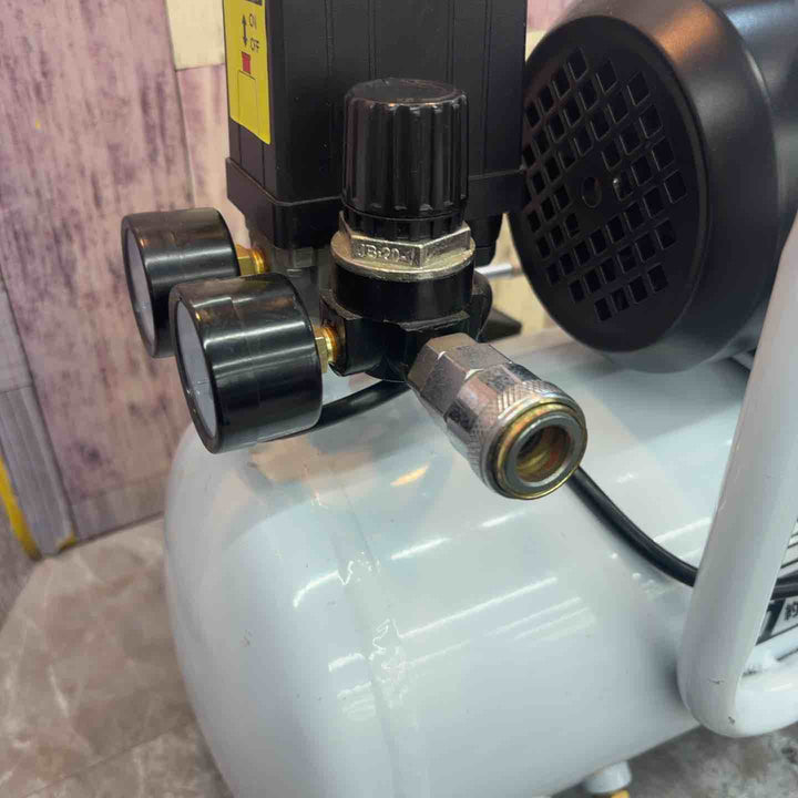 ☆EM(EARTH MAN) 静音エアーコンプレッサー ACP-10A【八潮店】