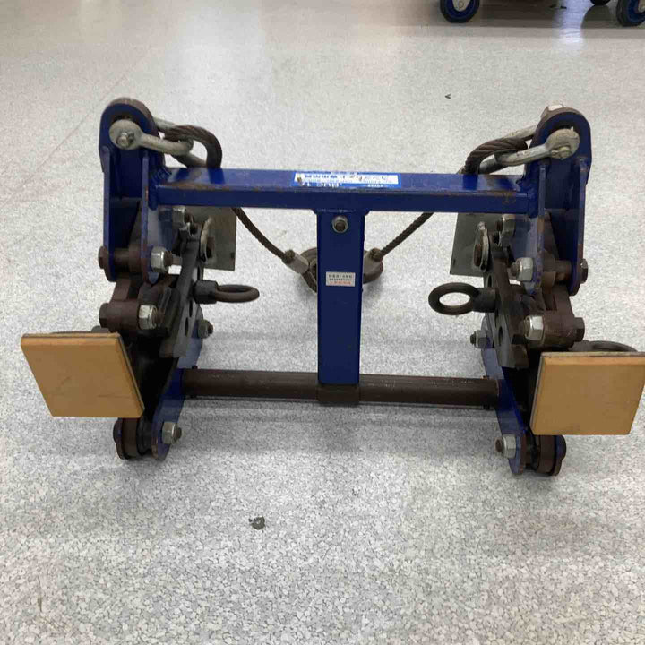 ◇スーパーツール　U字溝クランプ　BUC1A　U字側溝用吊クランプ クランプオート【八潮店】