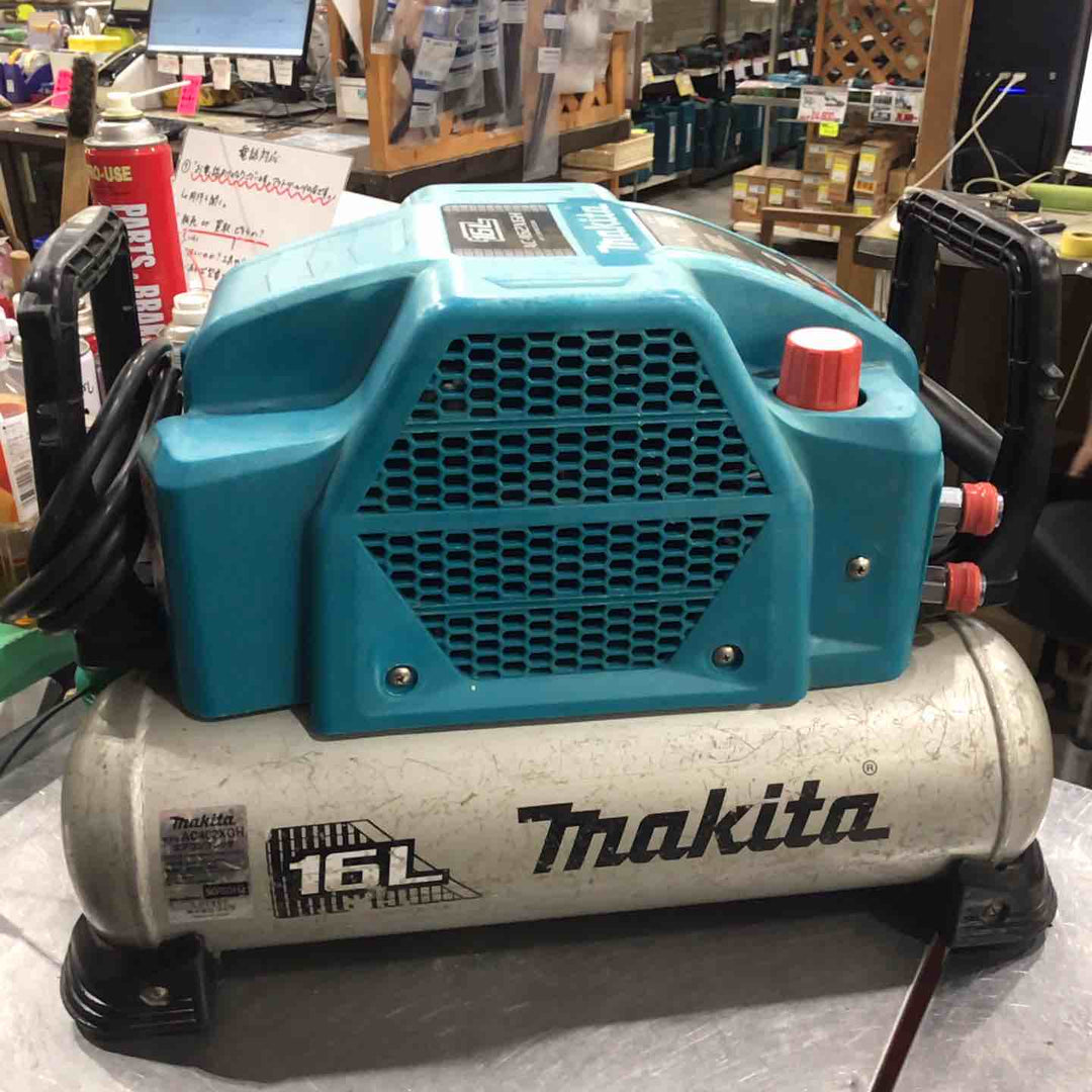★マキタ(makita) エアコンプレッサー AC462XGH【川口店】
