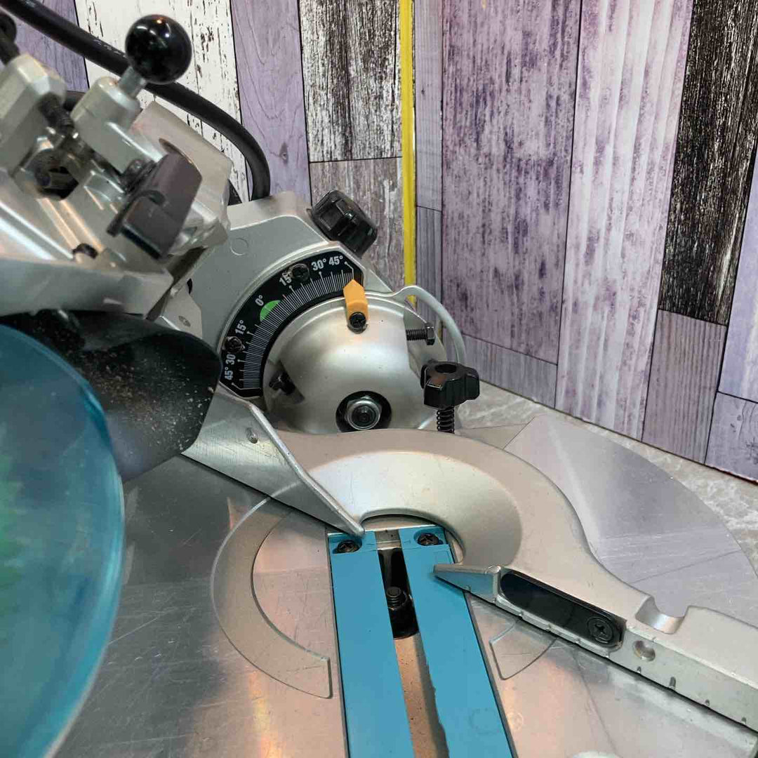 【中古品】★マキタ makita 190mm スライドマルノコ LS0717FL 標準付属品なし【八潮店】