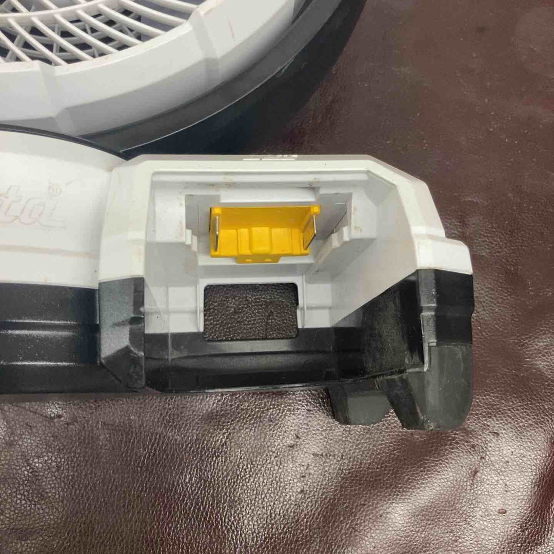 【中古品】 マキタ(makita) コードレスファン CF203DZW 【東大和店】