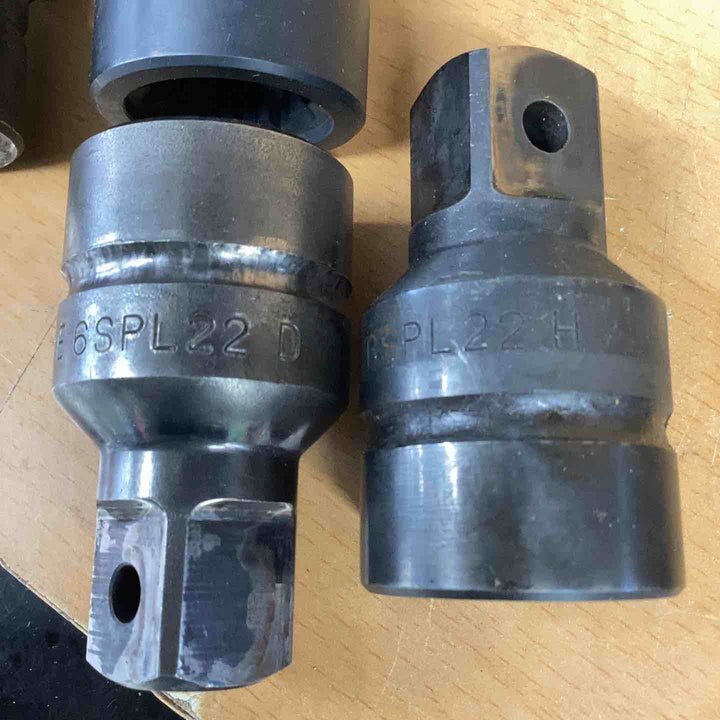 ◇トネ(TONE) 電動インパクトレンチ IW-22-1T 100V【越谷店】