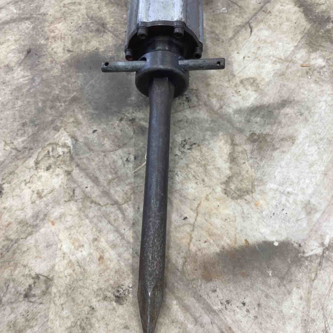 ◇マキタ(makita)  電動ハンマ HM1301【越谷店】