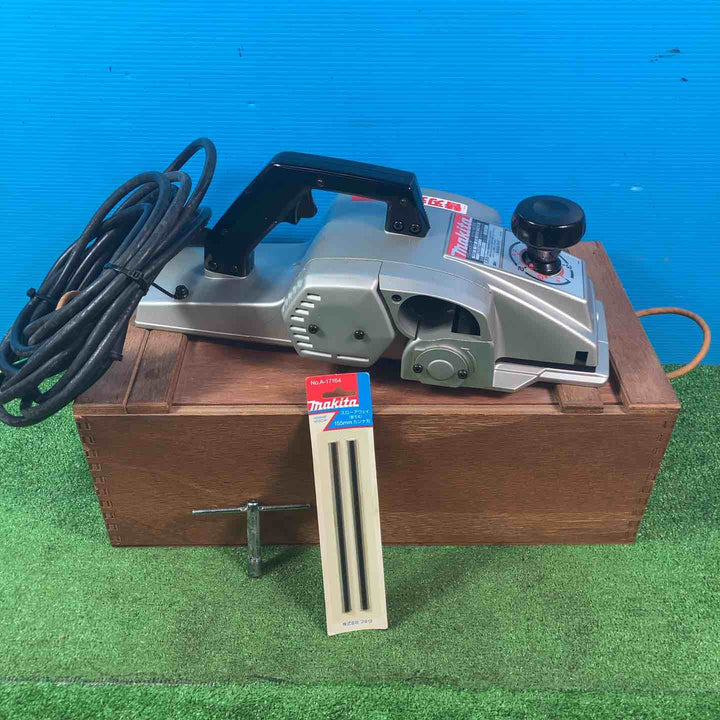 ◇マキタ(makita) 電気カンナ 1805N【岩槻店】