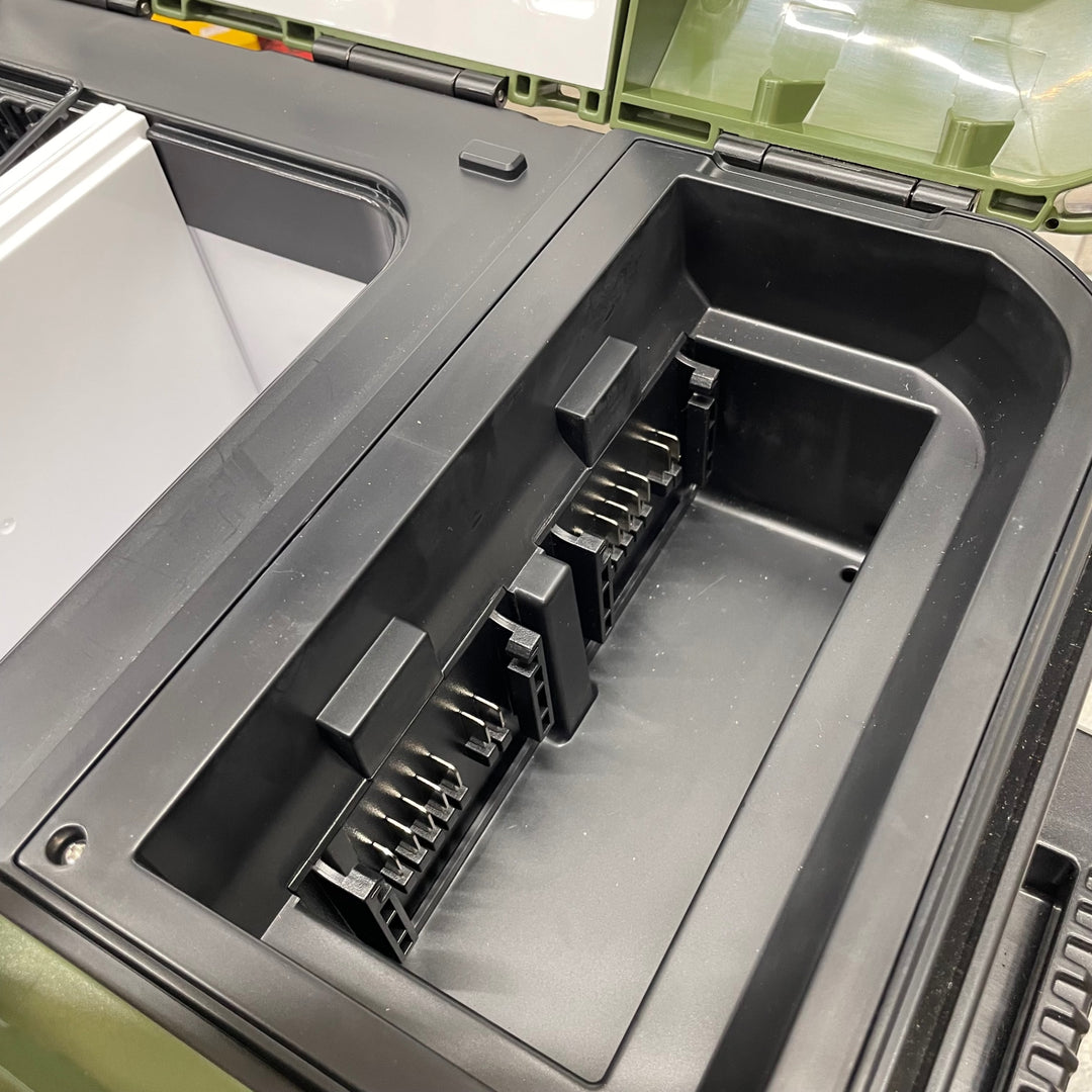 ★ハイコーキ(HIKOKI ※旧:日立工機) コードレス冷温庫 UL18DC(NMG)【八潮店】