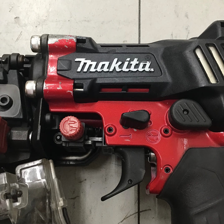【中古品】 マキタ/makita 高圧エア釘打ち機 AN534H 【鴻巣店】