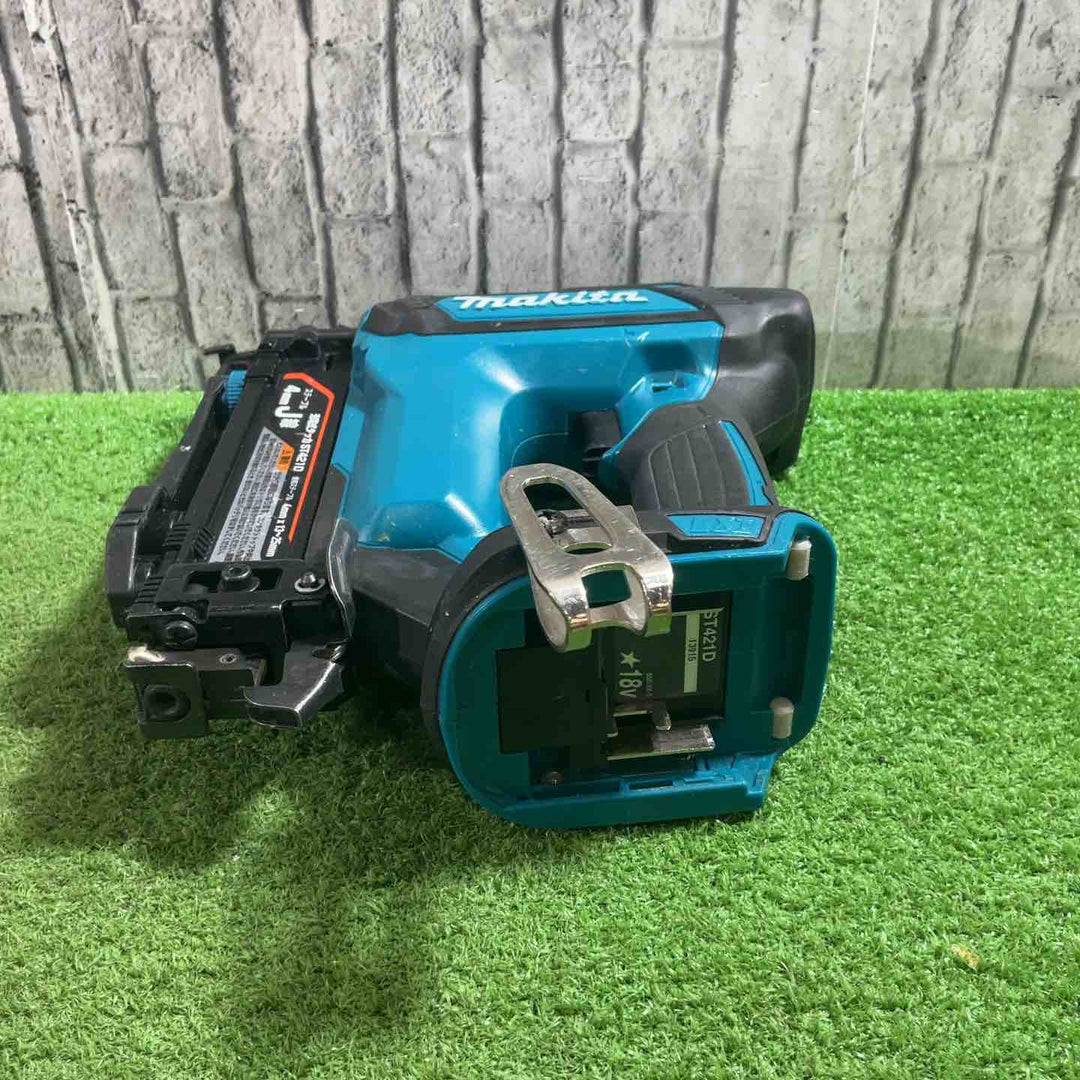 ★マキタ(makita) コードレスタッカ ST421DRG 動作確認済【川口店】