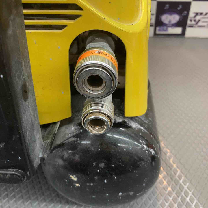【中古品】MAX 建築用 高圧 4口 エアコンプレッサー AK-HH1270E2 限定色 リーフイエロー【所沢店】